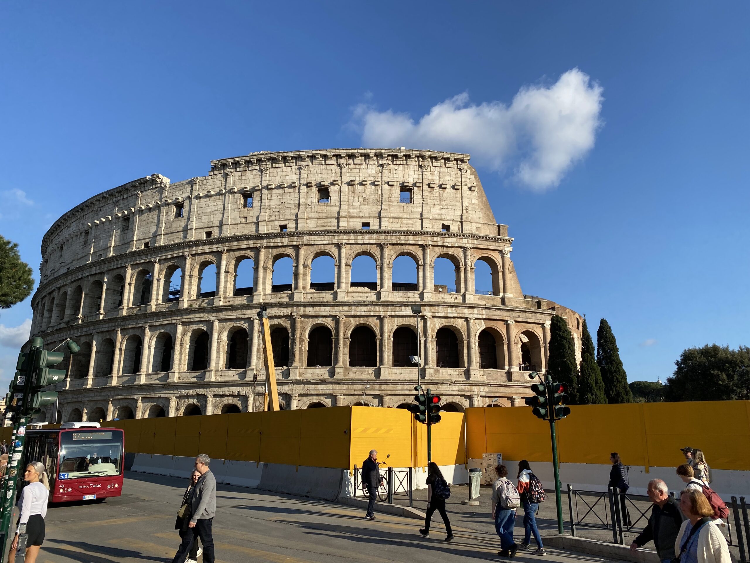 How to Visit Colosseum and Roman Forum
